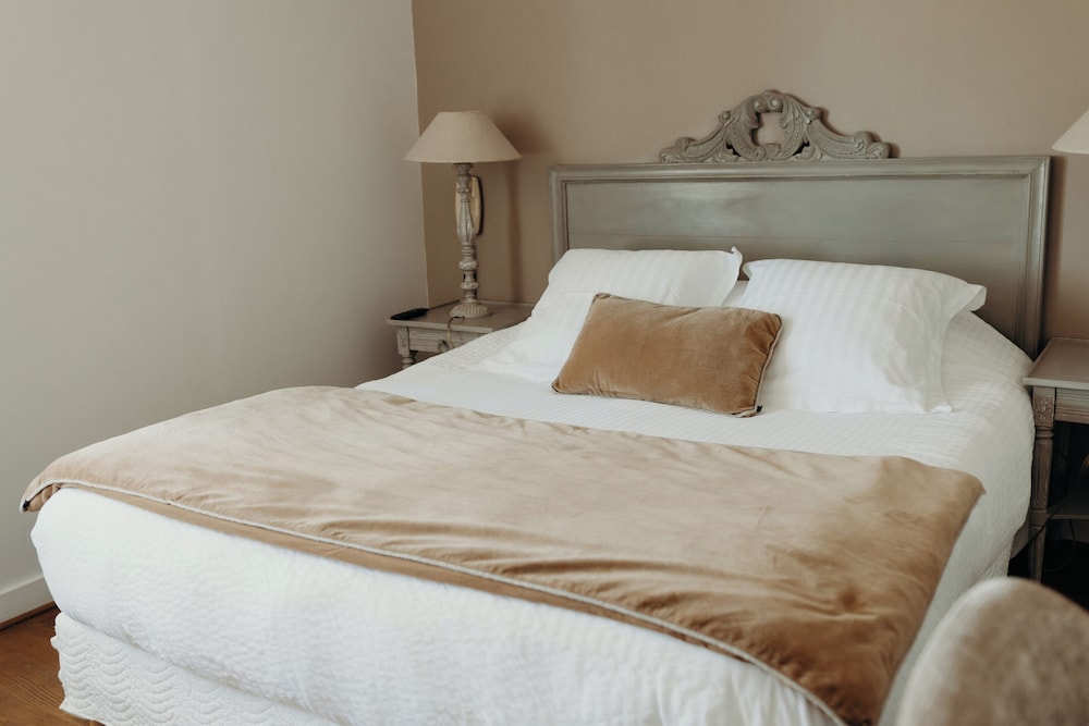 Hotel le Chatellier 11/50