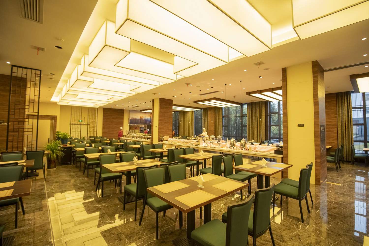 Best Western Plus Qingxinyuan Hotel 16/16