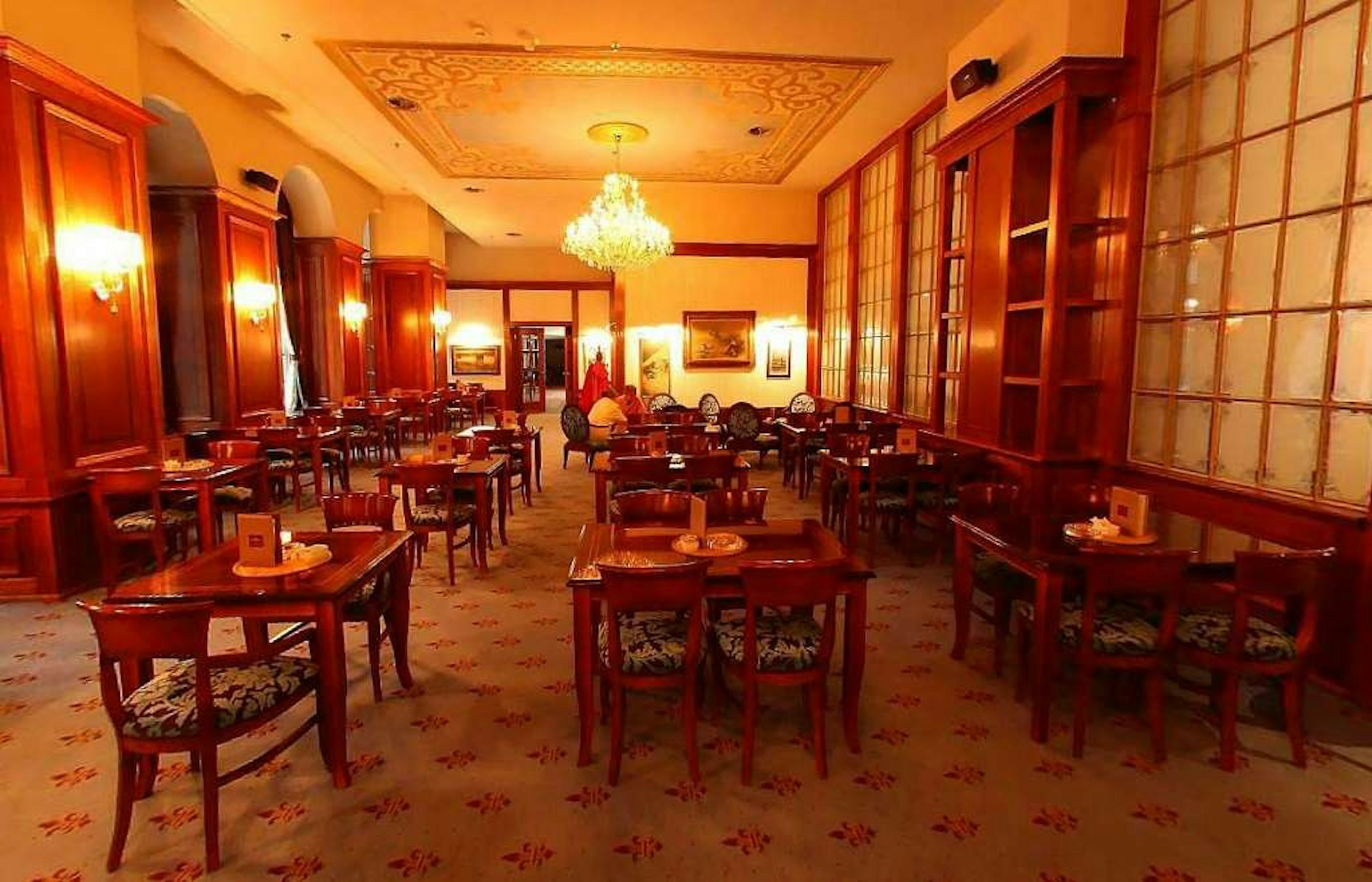 Europe Hotel 41/56