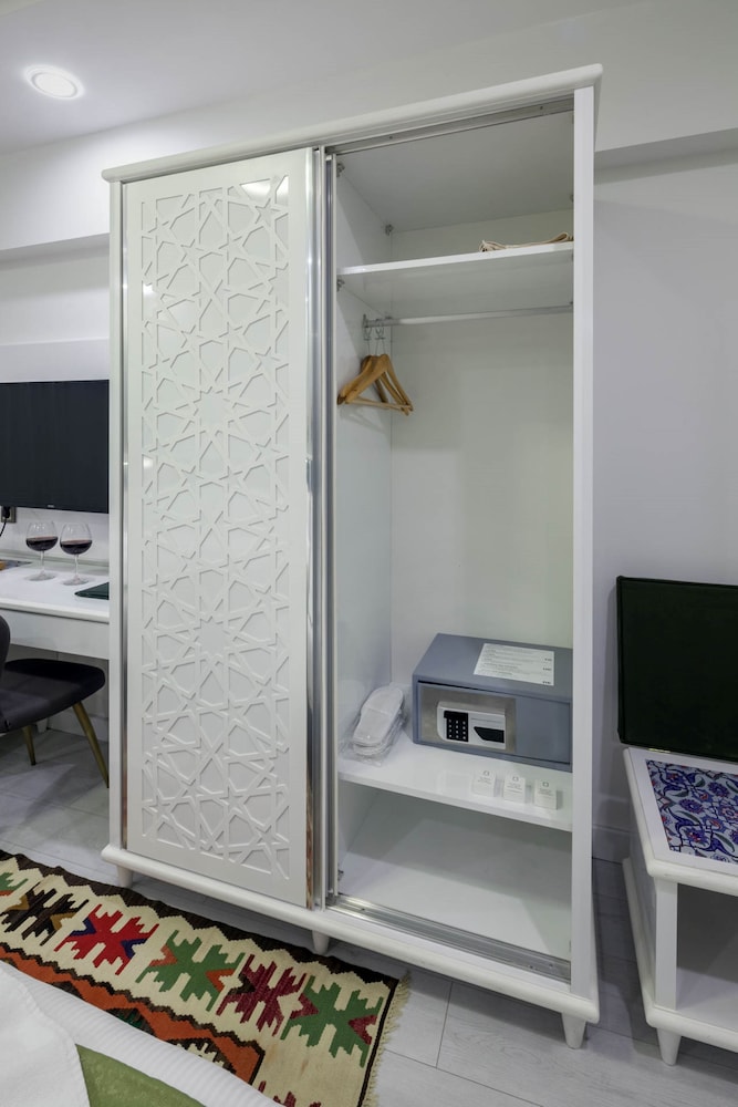 Obahan Hotel 38/39