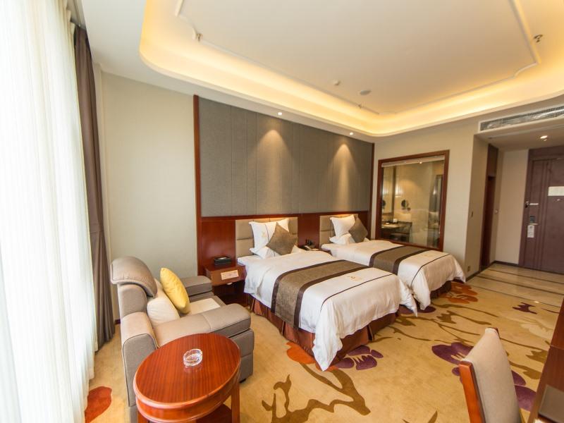 GreenTree Eastern Yibin Yijian Road New City Plaza Hotel 20/50