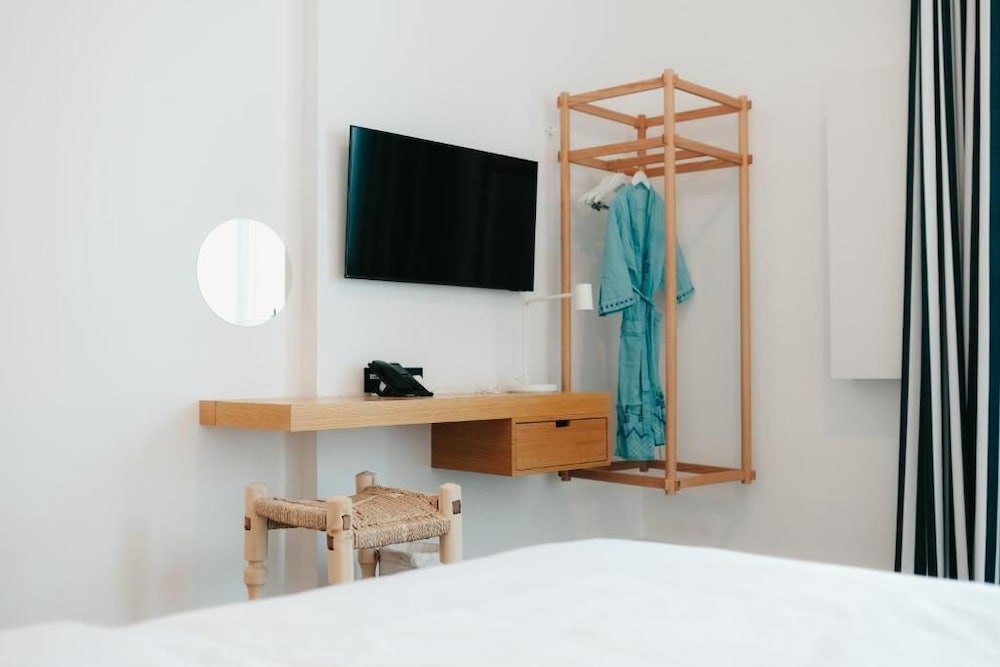 غرفة بسرير كينج بشرفة، Shada Hotel Dubai 7/10