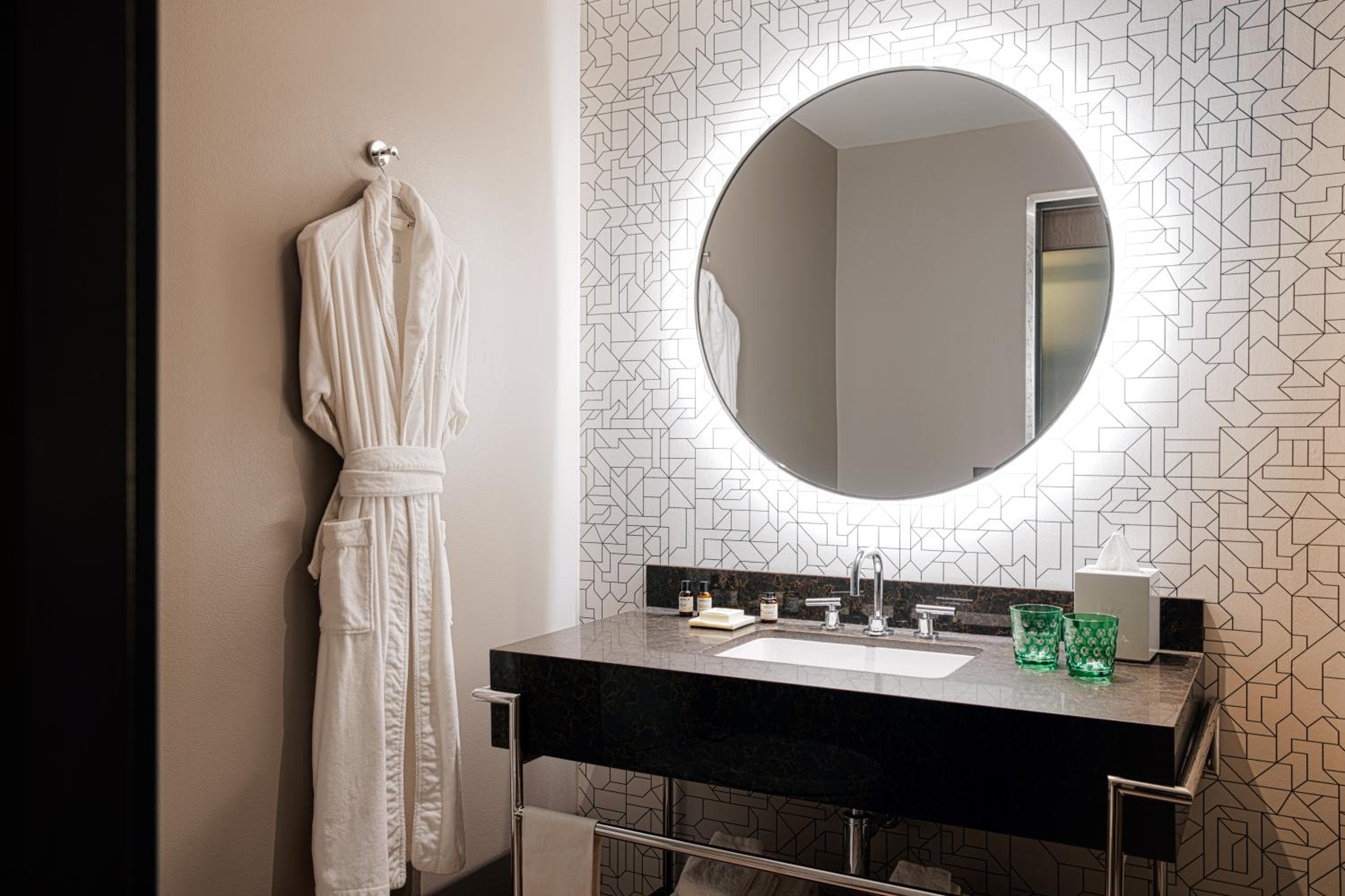 غرفة بسرير كينج وسريرين كوين، ette luxury hotel & spa - Near Disney Theme Parks 6/7