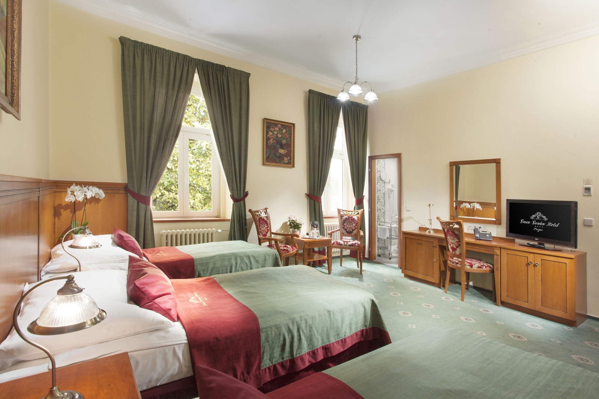غرفة سوبيريور ثلاثية بثلاثة أسرّة، Green Garden Hotel 2/5