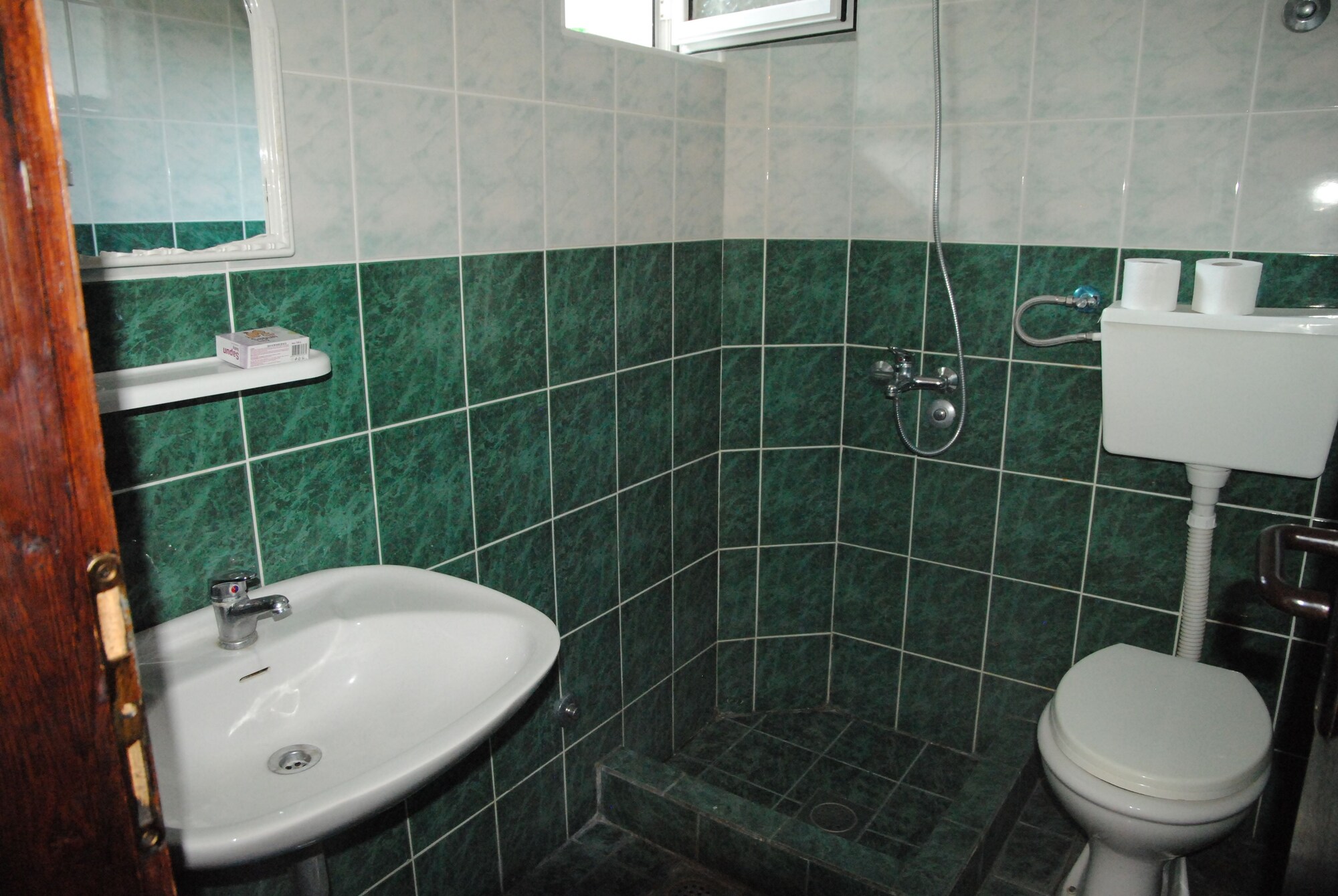 ROOM, DOUBLE OR TWIN BED, BALCONY