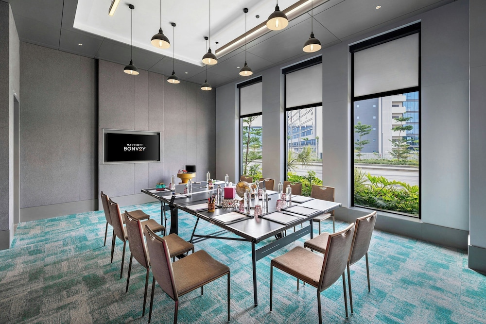 Moxy Bengaluru Airport Prestige Tech Cloud 39/49