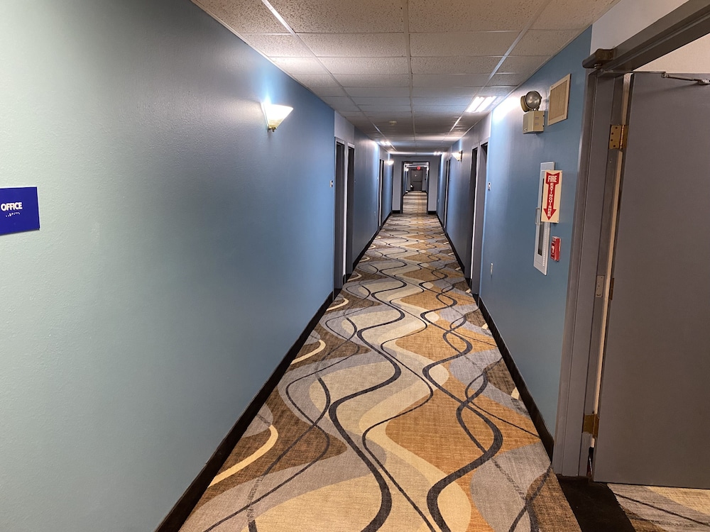 Days Inn by Wyndham Perryville 22/44