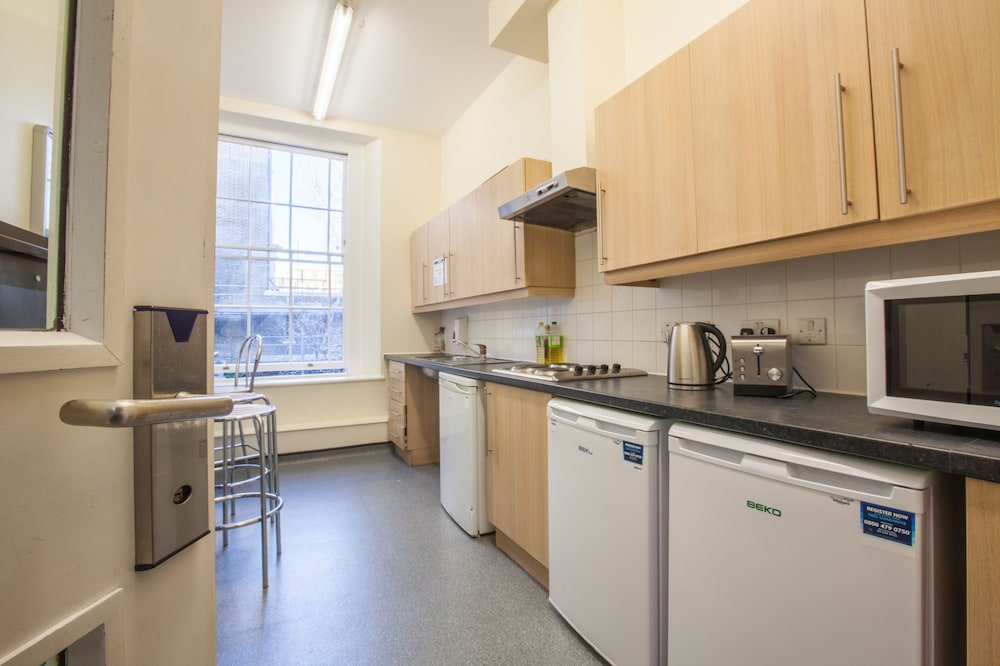 LSE Passfield Hall 33/45