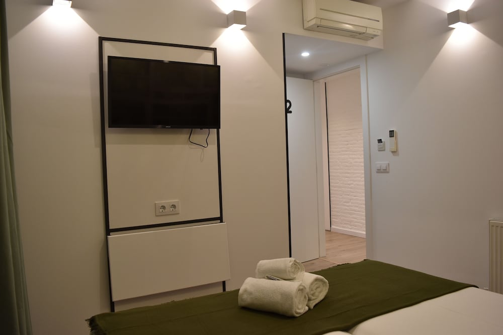 BASIC, TWIN BEDS