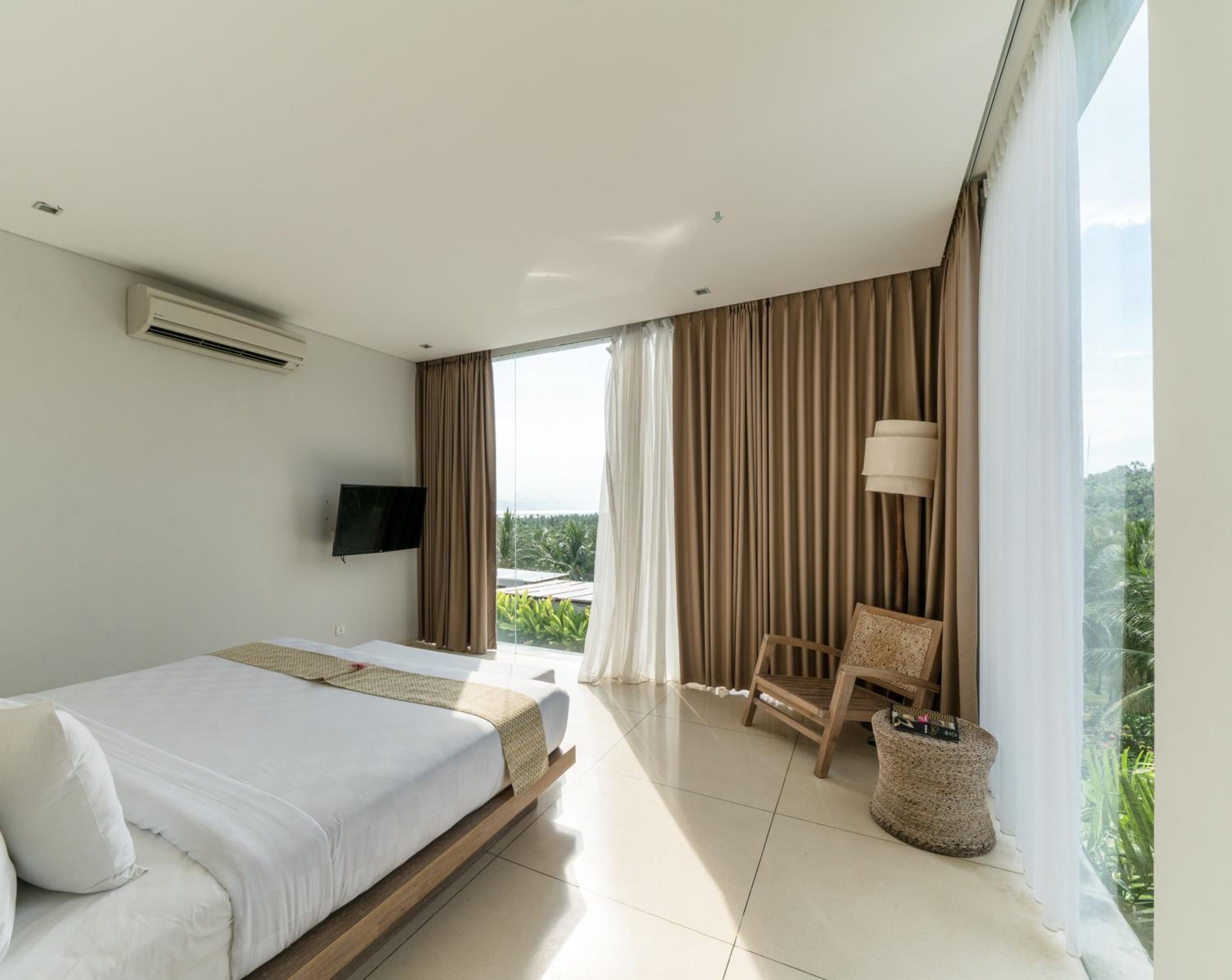 Room, Double Bed, Balcony