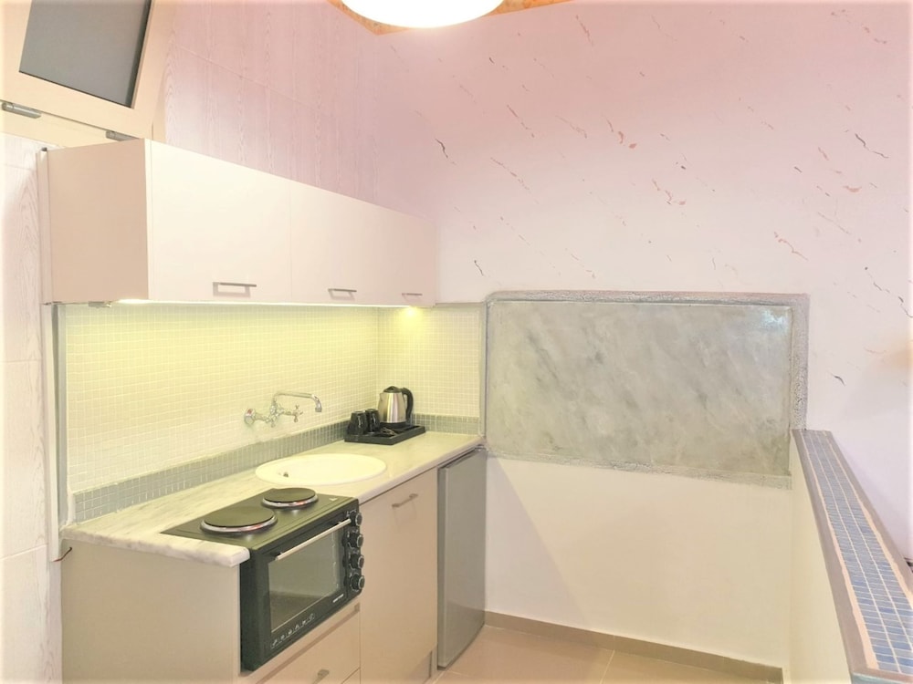 Korifi Suites Collection 50/50