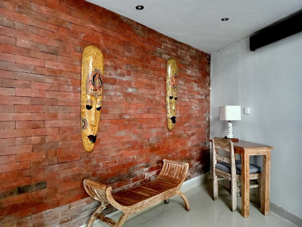 Balisanti Bungalows 5/50
