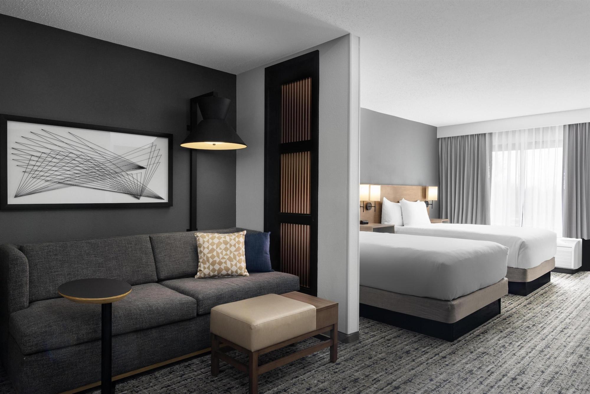 Room, Multiple Beds, City View, High Floor