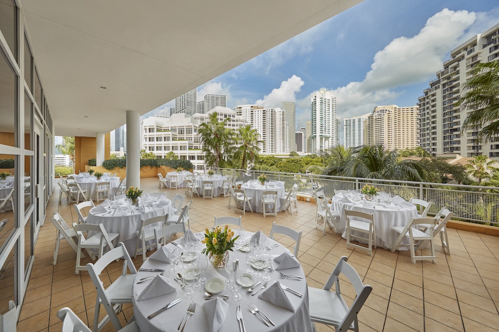 Mandarin Oriental Miami 35/44