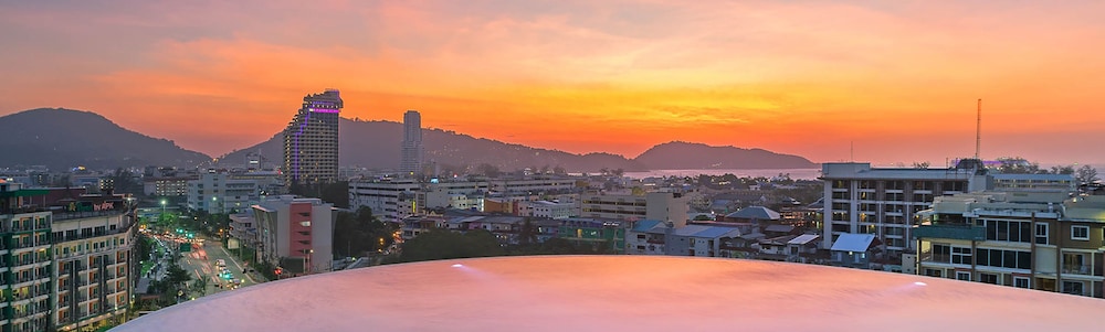 The Marina Phuket Hotel 43/54