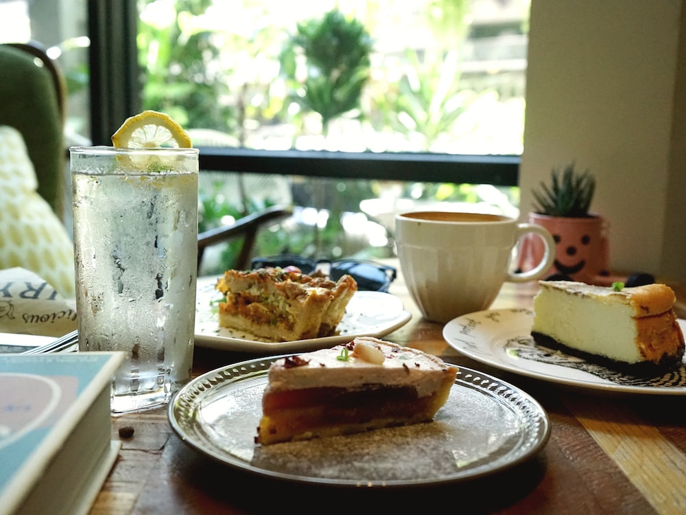 Nihao Cafe Hotel 49/67