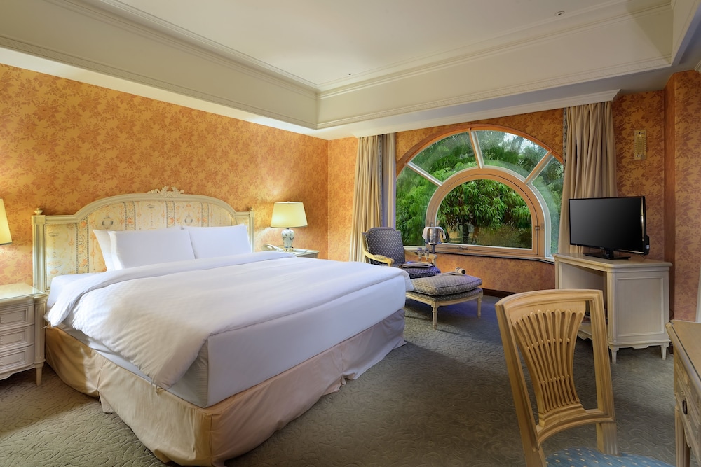 Le Midi Hotel Chitou 11/67