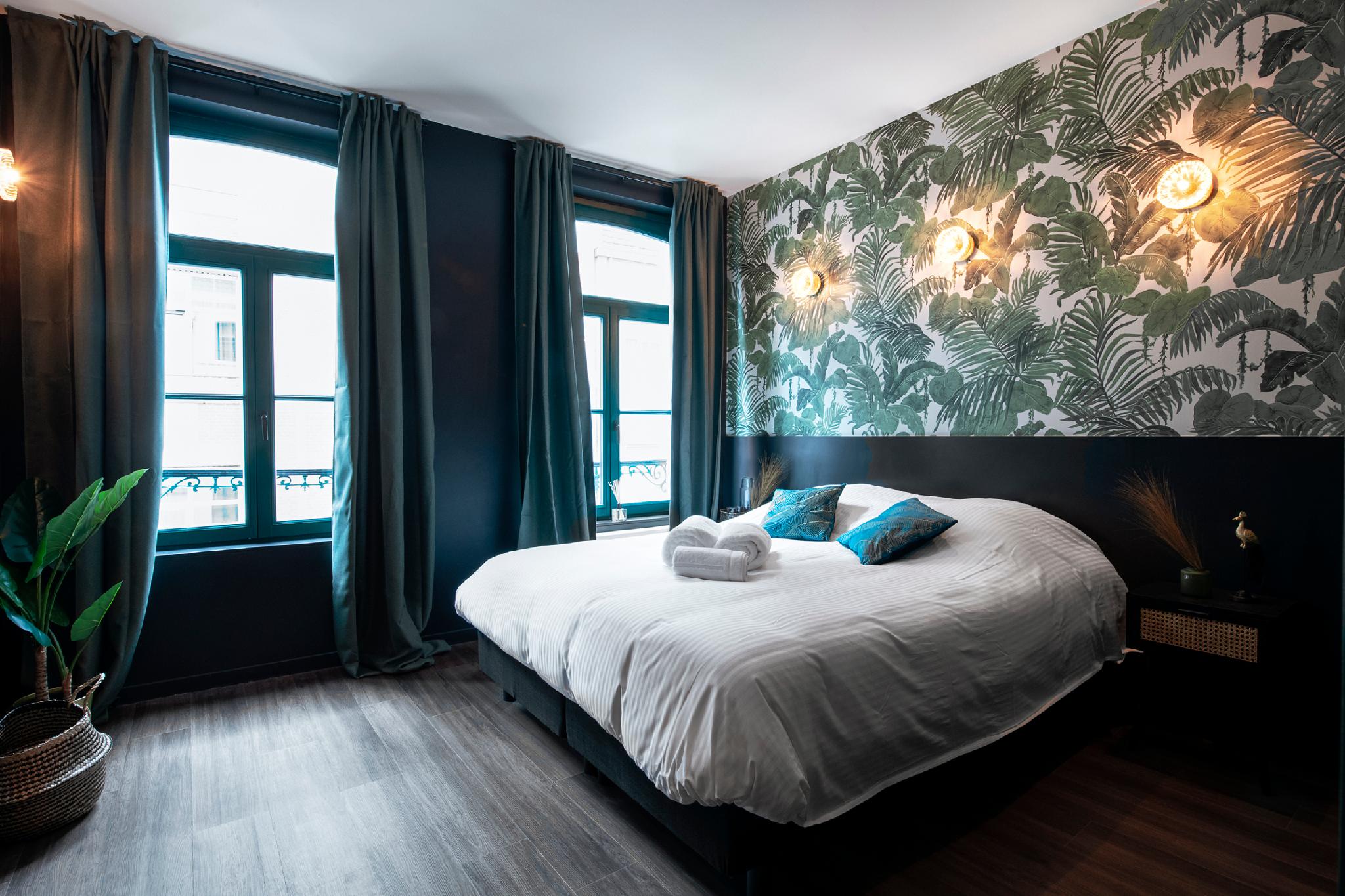 Design, Queen Bed