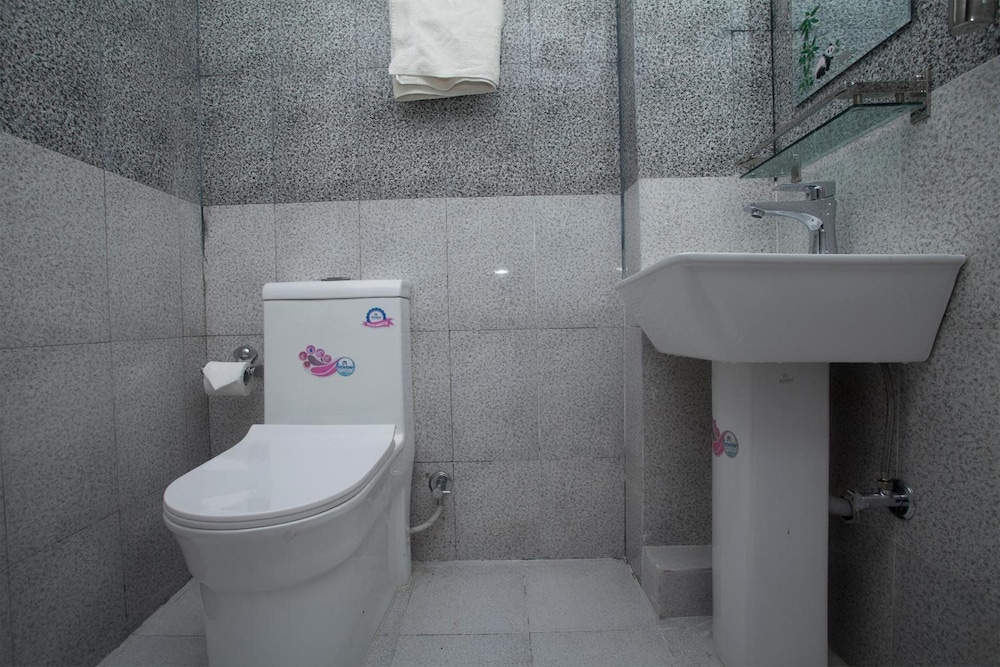 Kathmandu Regency Hotel 56/59