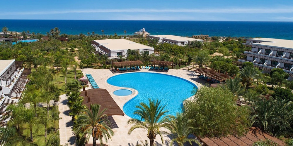 Noah's Ark Deluxe Hotel and SPA 38/50