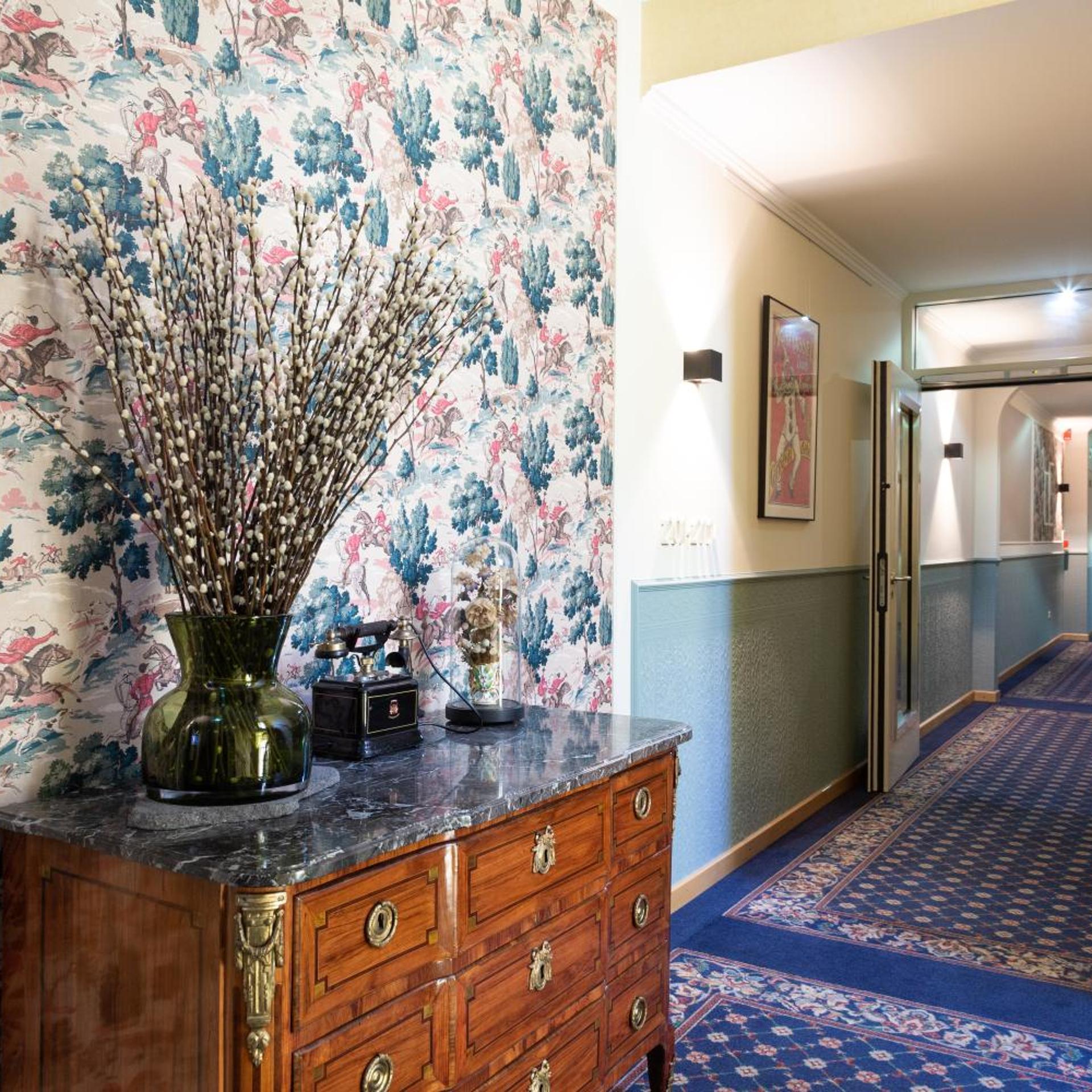 Hotel Perrin 5/47