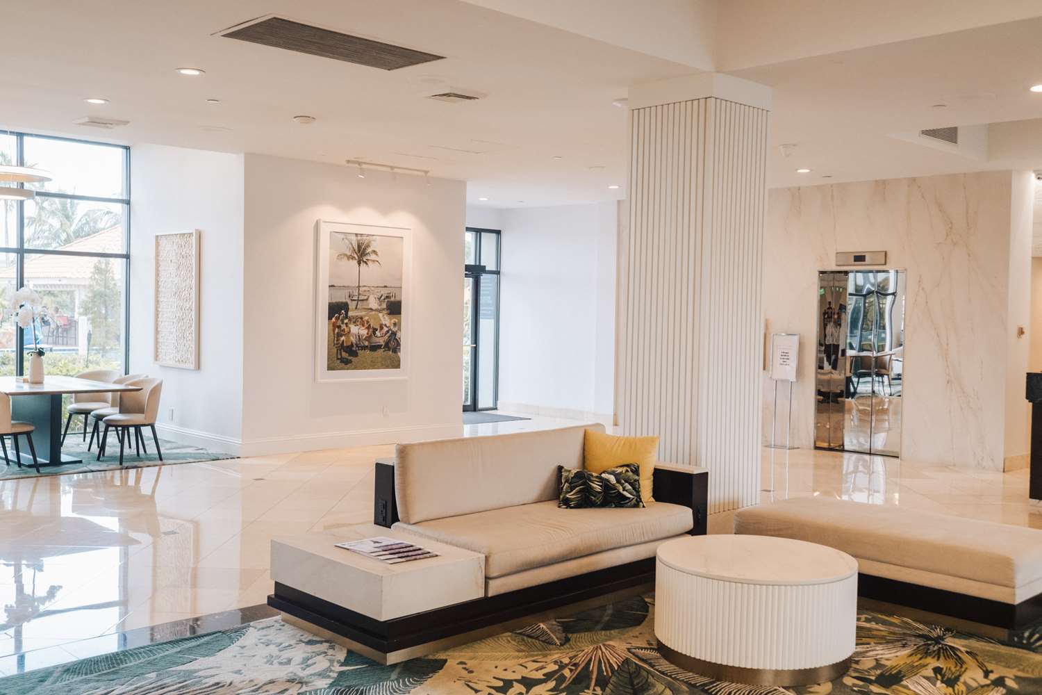 lounge