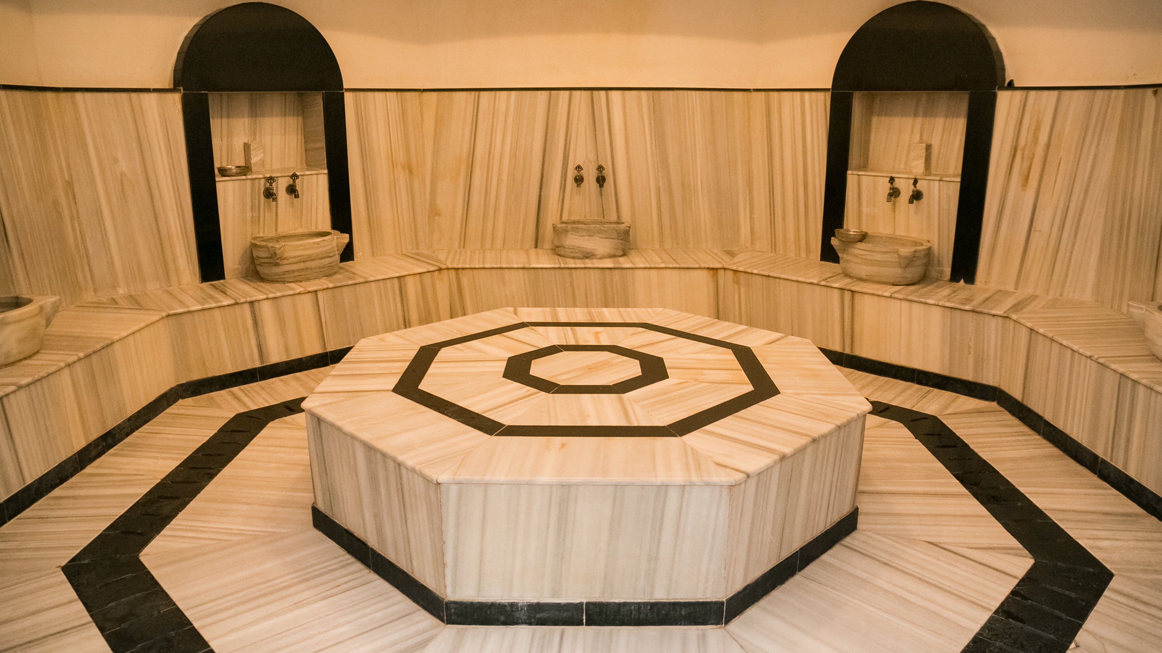 Intercontinental Almaty 20/50
