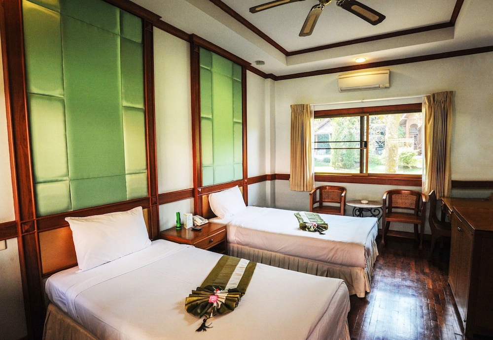 Suan Bua Hotel Resort 18/48