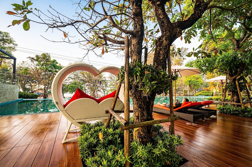 Chatnipa Beach Resort by Morseng 43/50