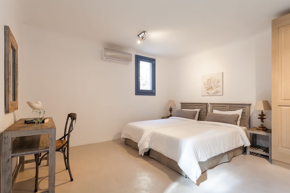 Mykonos Panormos Villas 13/49