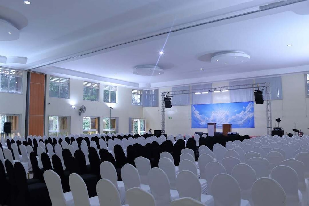 Sportsview Hotel Kasarani 55/71