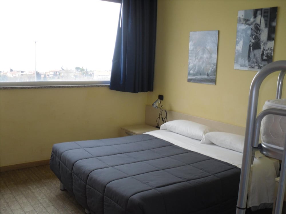 Hostel San Marino 7/32
