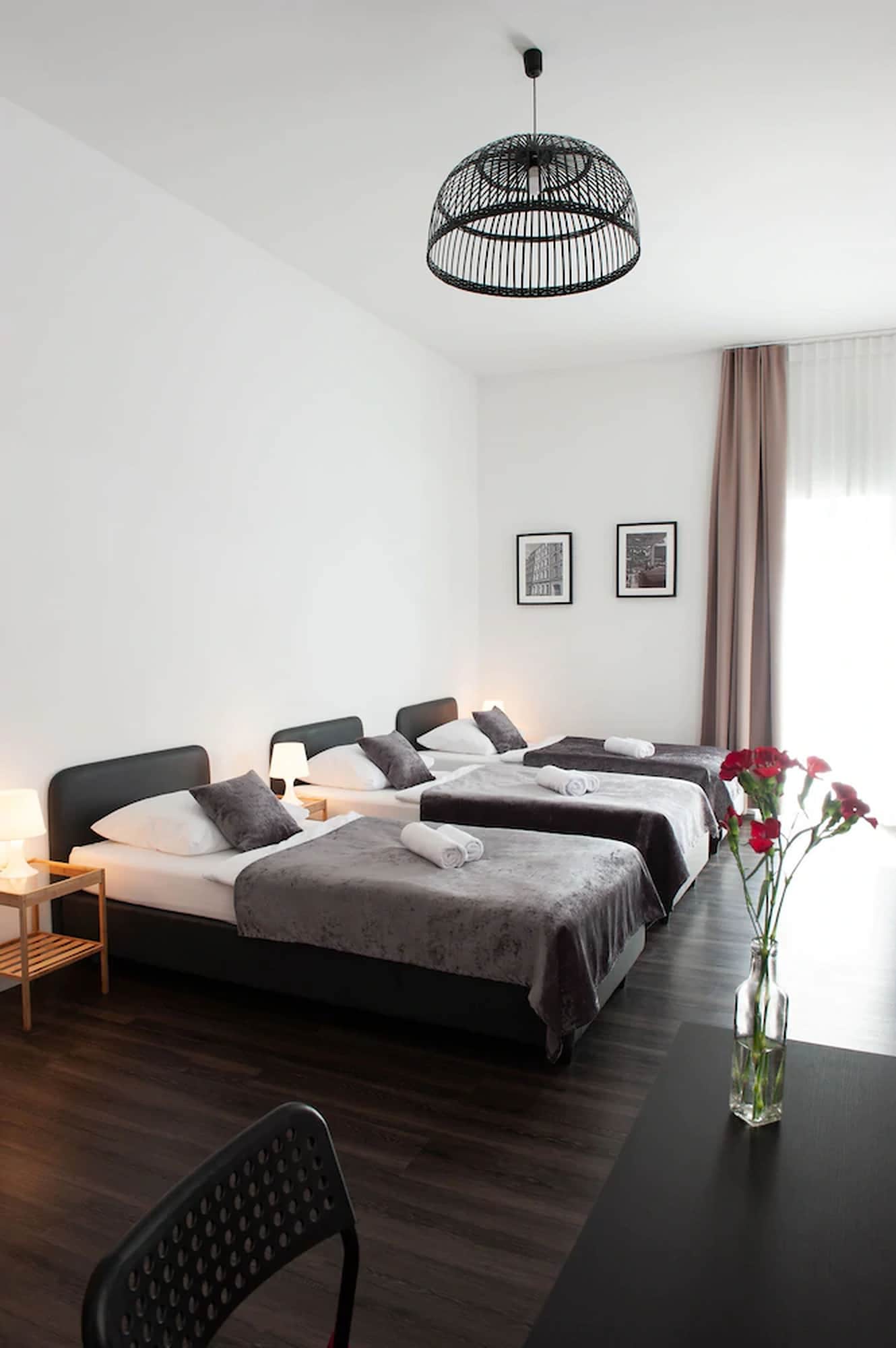 COMFORT, STUDIO, 3 BEDS, KITCHENETTE
