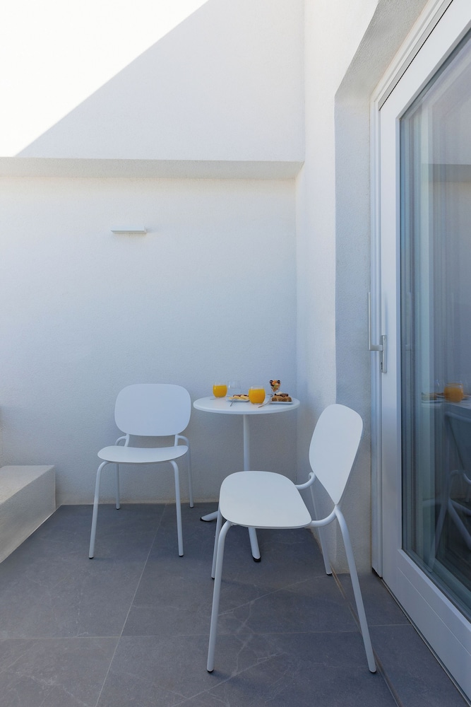 HIGH PRIVACY, SUITE, SEA VIEW, PLUNGE POOL