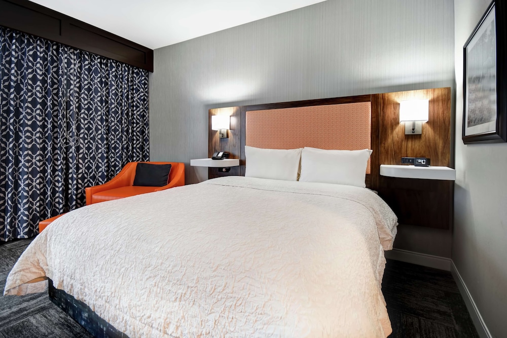 Hampton Inn I-75 Lexington Hamburg Area 14/35