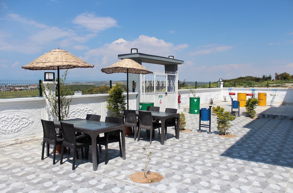 Mavi Restaurant & Apartments 3 42/50