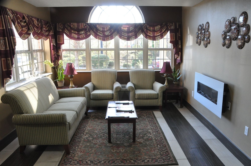 Microtel Inn & Suites by Wyndham Lithonia/Stone Mountain 12/31
