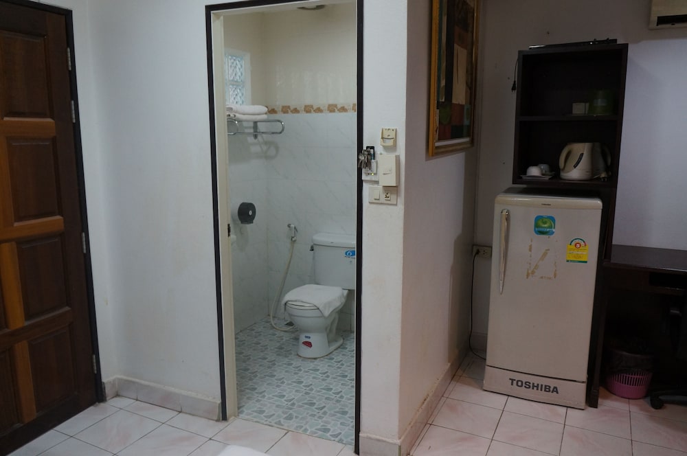 LAMAI APARTMENT 64/65