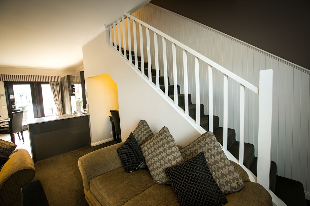 GALLERY APARTMENTS 29/38