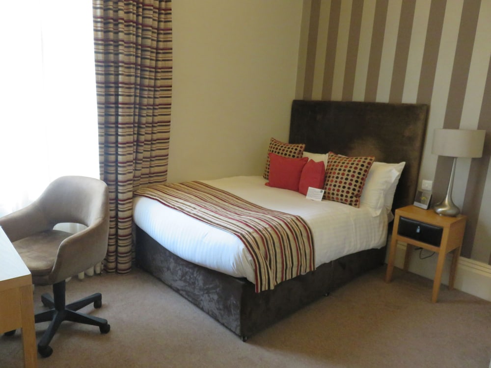 The Belmont Hotel, Leicester 7/47