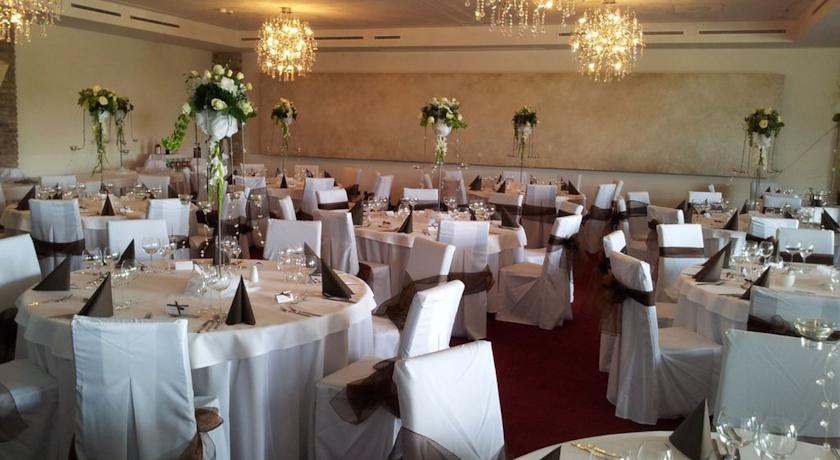 HOTEL REMES SPORT AND SPA 25/32