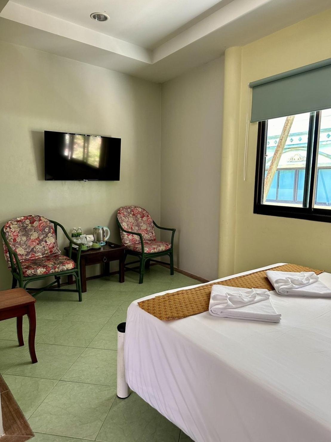 غرفة قياسية بسرير كوين، Kata Garden Resort 2/2