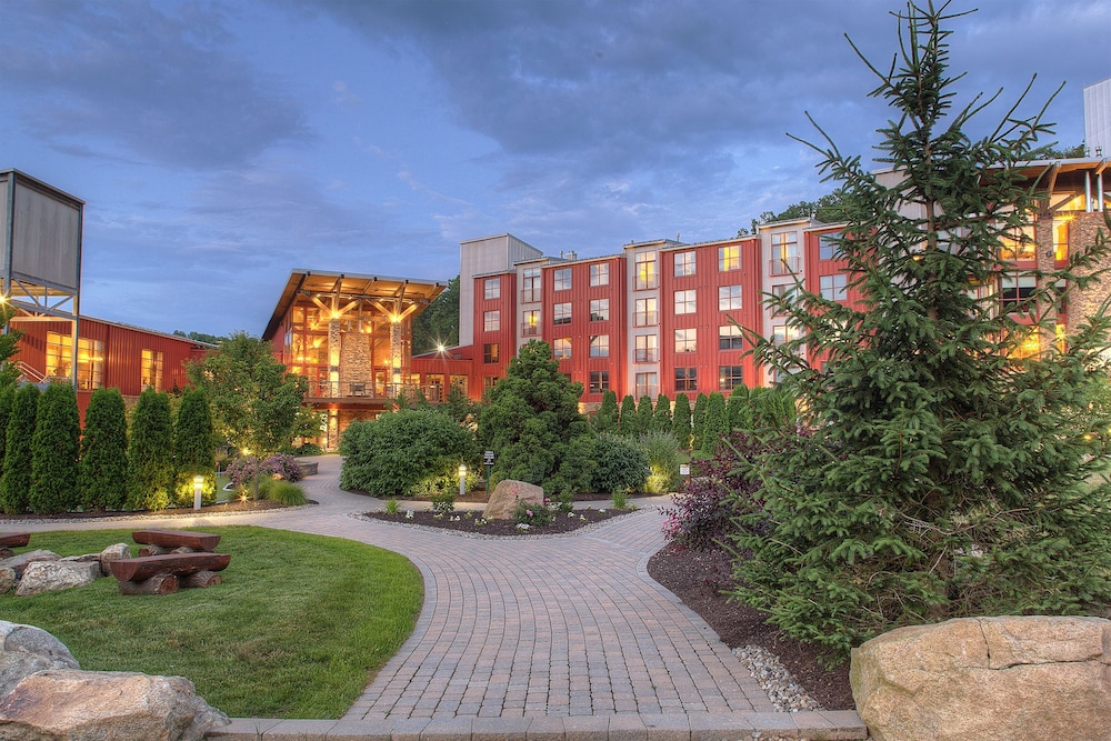 Bear Creek Mountain Resort 55/64