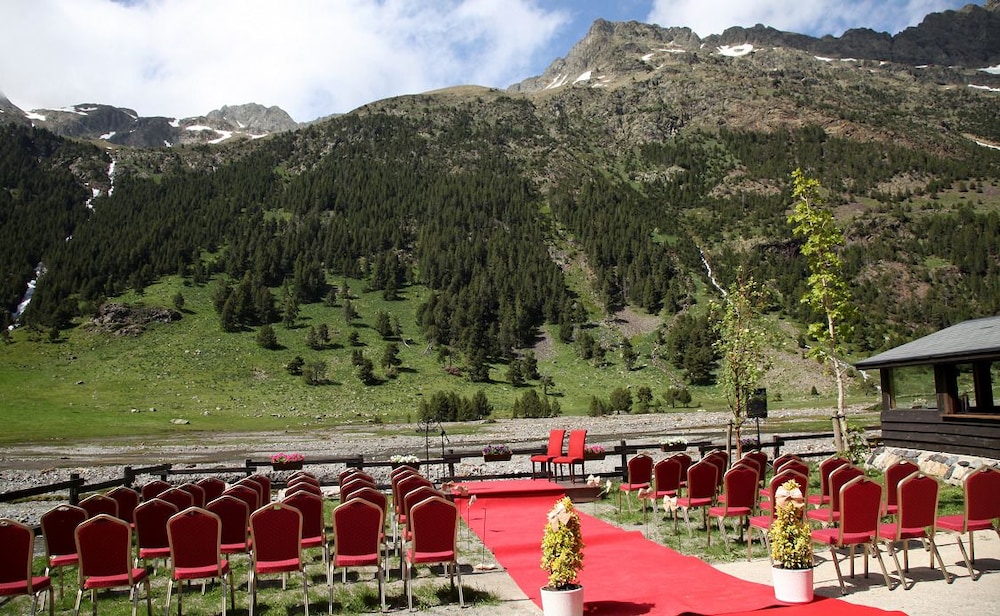 Hotel Hospital de Benasque 43/47