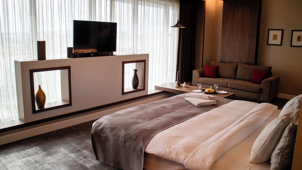 Modernity Hotel 9/37