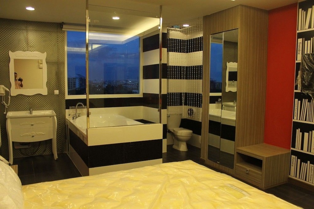 Chariot Pattaya Residence 27/37
