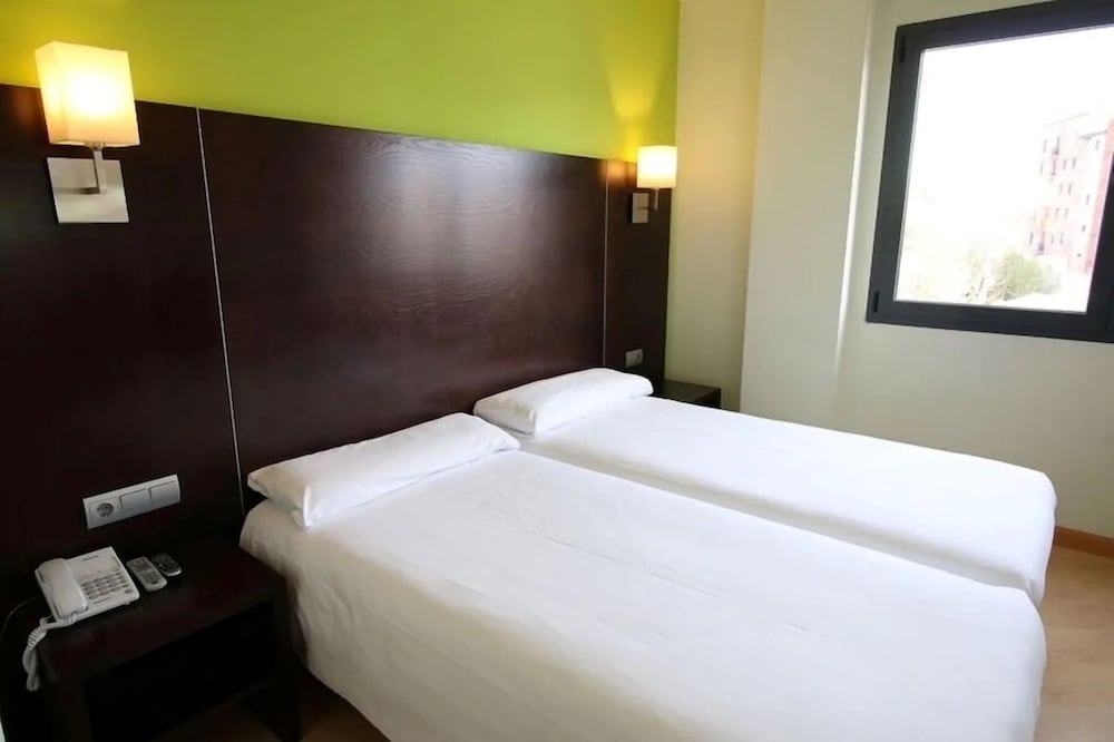 Hotel Cardena 46/68