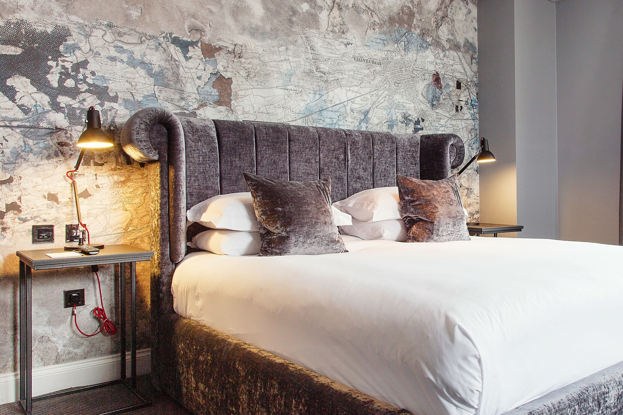 STANDARD, DOUBLE BED