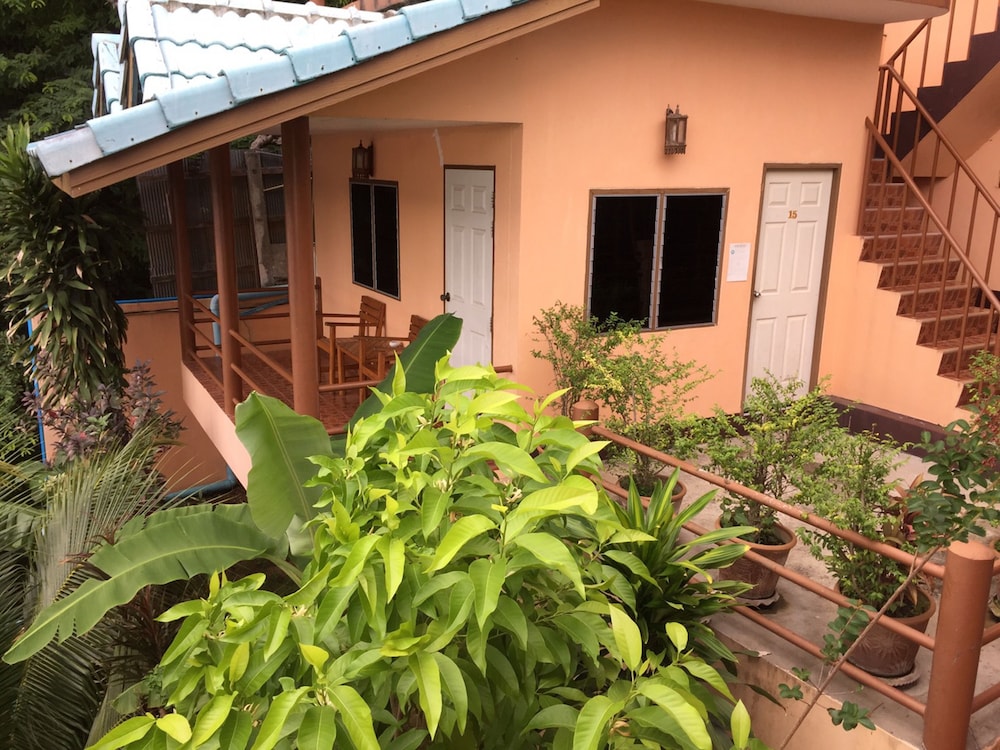 Tamarind Guest House 8/41