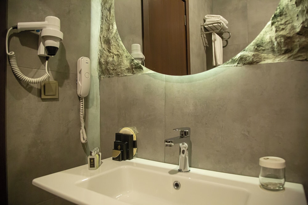 The Erzurum Hotel 47/50